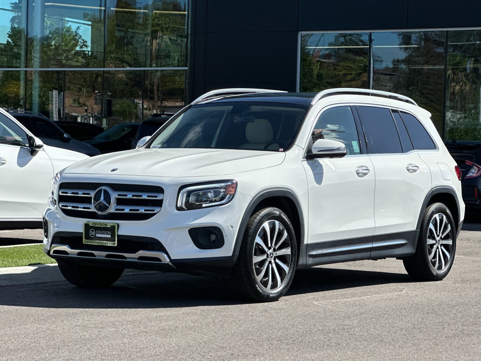 Used 2023 Mercedes-Benz GLB 250 image 7
