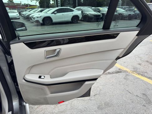 Used 2015 Mercedes-Benz E 350 Sedan w/ Premium 1 Package image 38