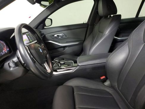Used 2019 BMW 330i xDrive Sedan w/ Convenience Package AWD/4WD image 21