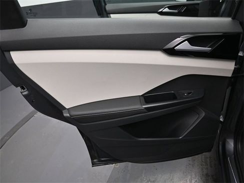 Certified 2025 Volkswagen Taos S image 28