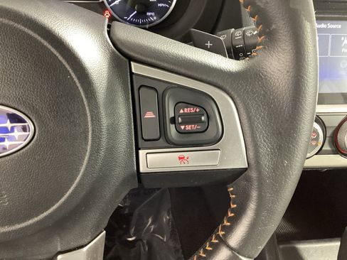 Used 2017 Subaru Crosstrek 2.0i Limited image 19