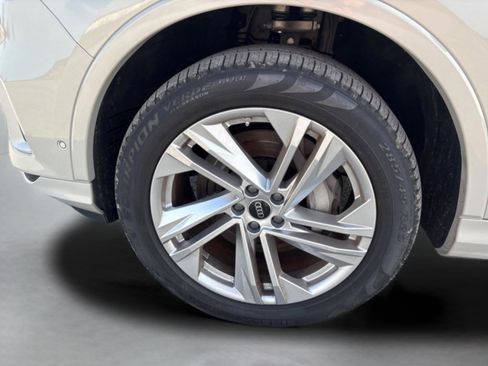 Used 2024 Audi Q7 3.0T Premium Plus image 46