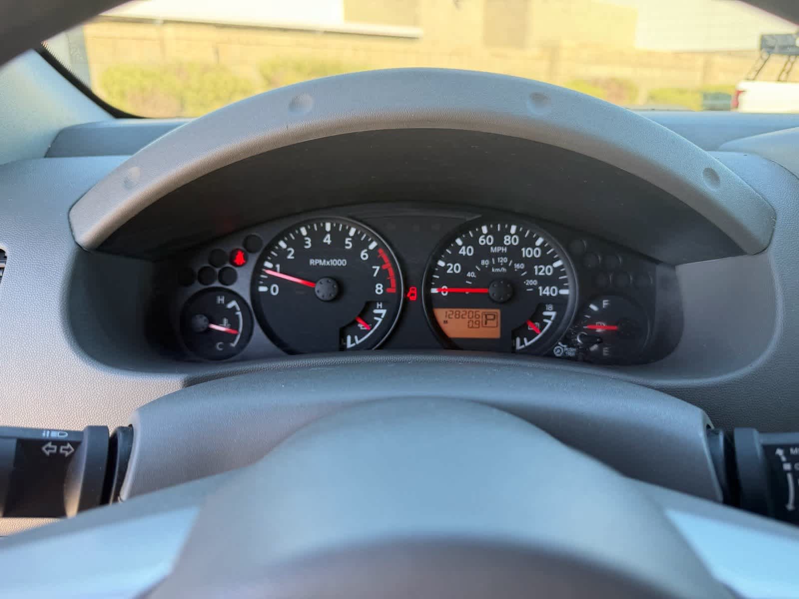 Used 2015 Nissan Frontier SV w/ SV Value Truck Package RWD image 13
