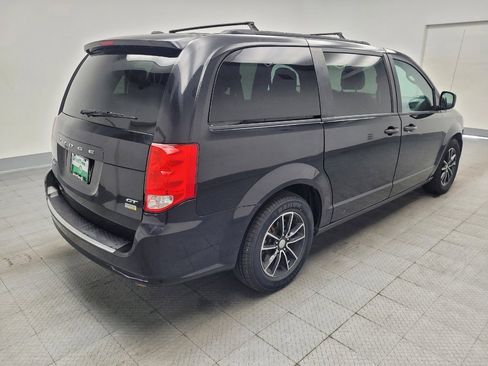 Used 2018 Dodge Grand Caravan GT FWD image 9