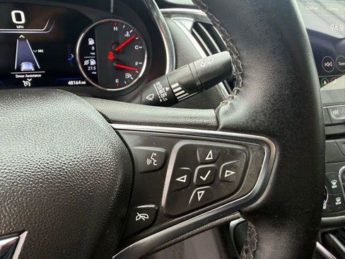 Used 2024 Chevrolet Malibu LT FWD image 9