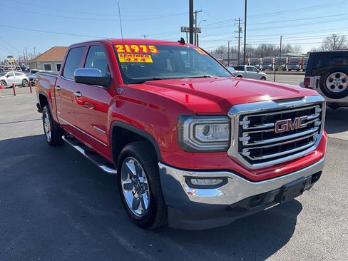 Used 2017 GMC Sierra 1500 SLT w/ Suspension Package, Off-Road image 7