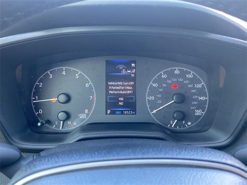 Used 2025 Toyota Corolla SE image 25