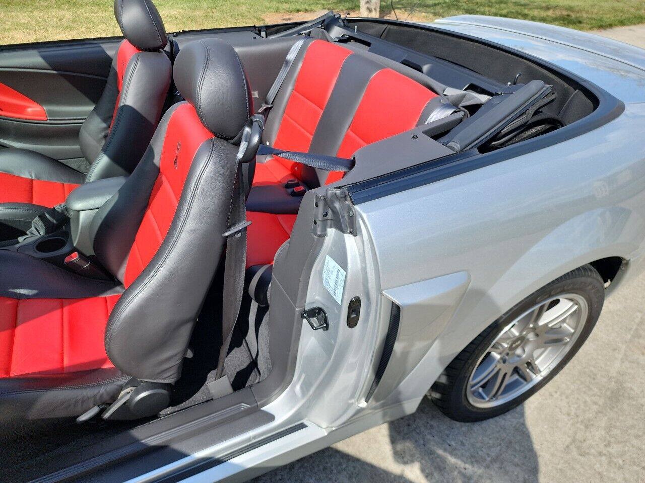 Used 2003 Ford Mustang Cobra RWD image 49
