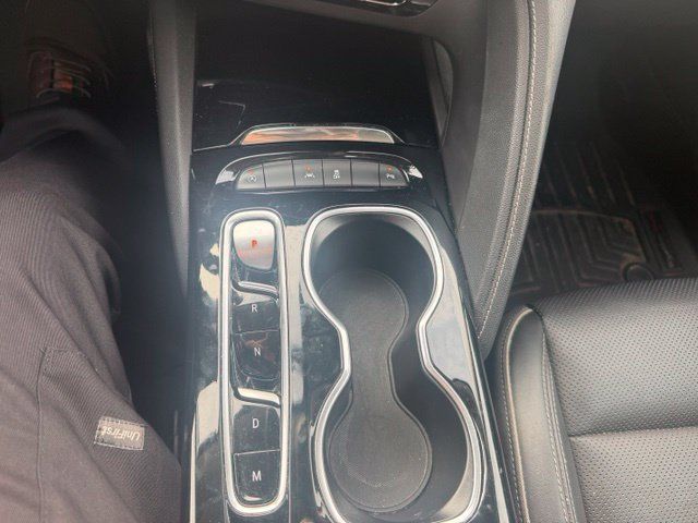 Used 2021 Buick Envision Essence FWD image 15