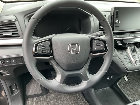 Used 2026 Honda Odyssey EX-L image 21