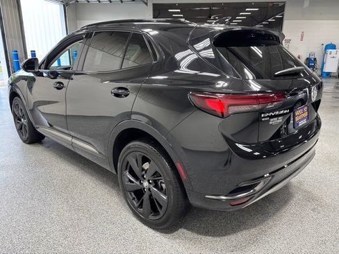 Used 2023 Buick Envision Essence w/ Sport Touring Package AWD/4WD image 5