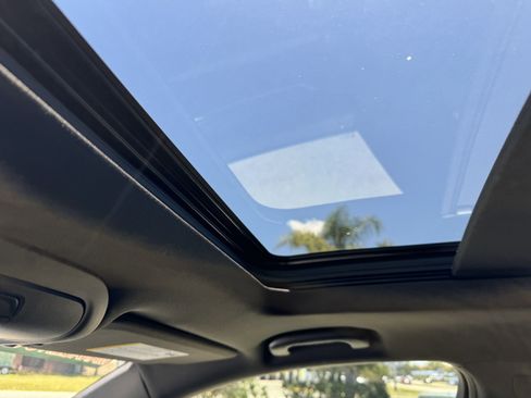 New 2025 Cadillac XT6 Luxury image 22