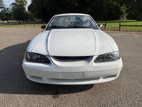 Used 1998 Ford Mustang GT RWD image 5