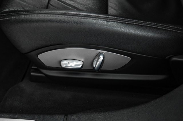 Used 2010 Porsche Panamera S RWD image 27