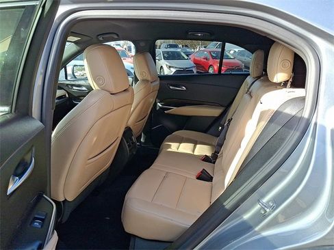 Used 2024 Cadillac XT4 Premium Luxury image 8