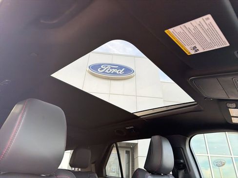 New 2026 Ford Explorer ST-Line AWD/4WD image 28