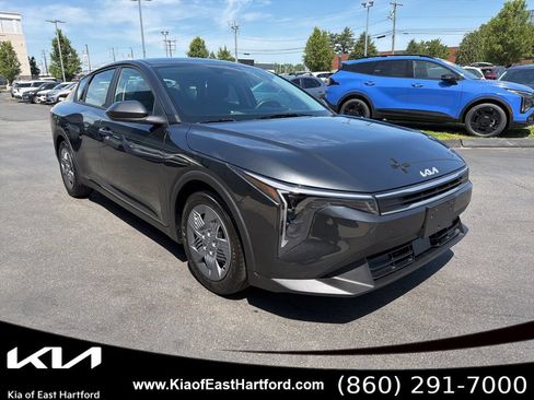 Used 2025 Kia K4 FWD image 5