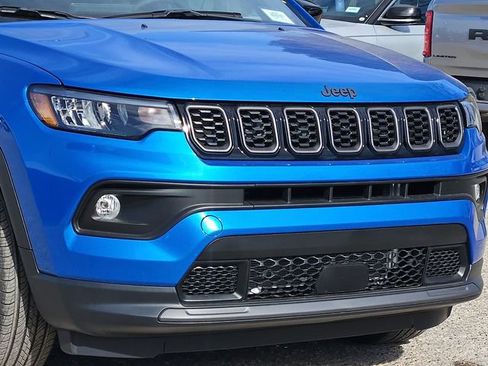 New 2026 Jeep Compass Latitude image 7