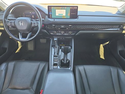 Used 2024 Honda Accord Touring image 9