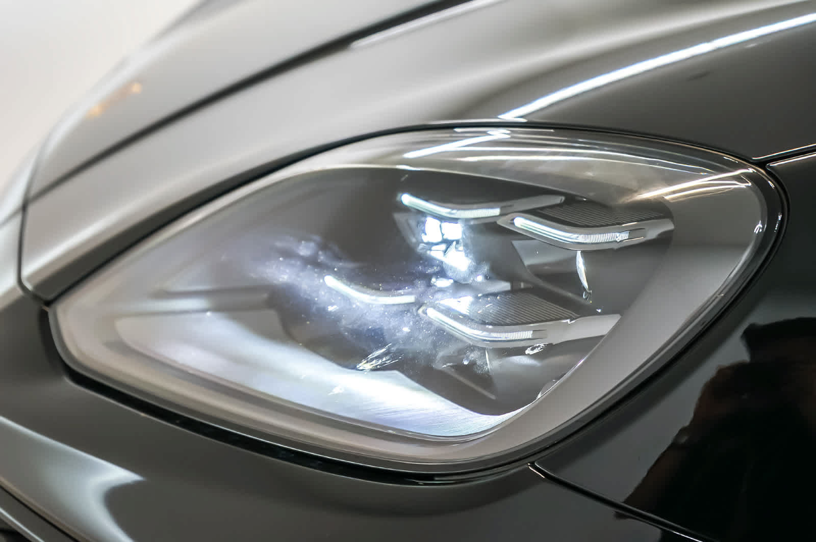 Certified 2026 Porsche Cayenne S AWD/4WD image 15