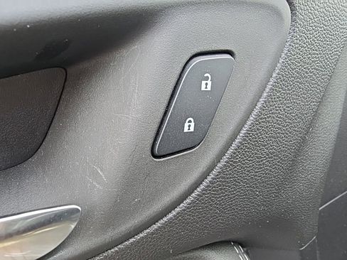 Used 2025 Buick Encore GX Preferred FWD image 9