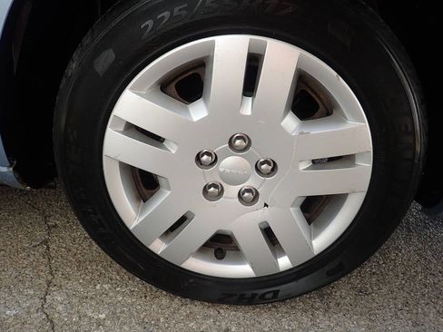 Used 2013 Dodge Avenger SE FWD image 34