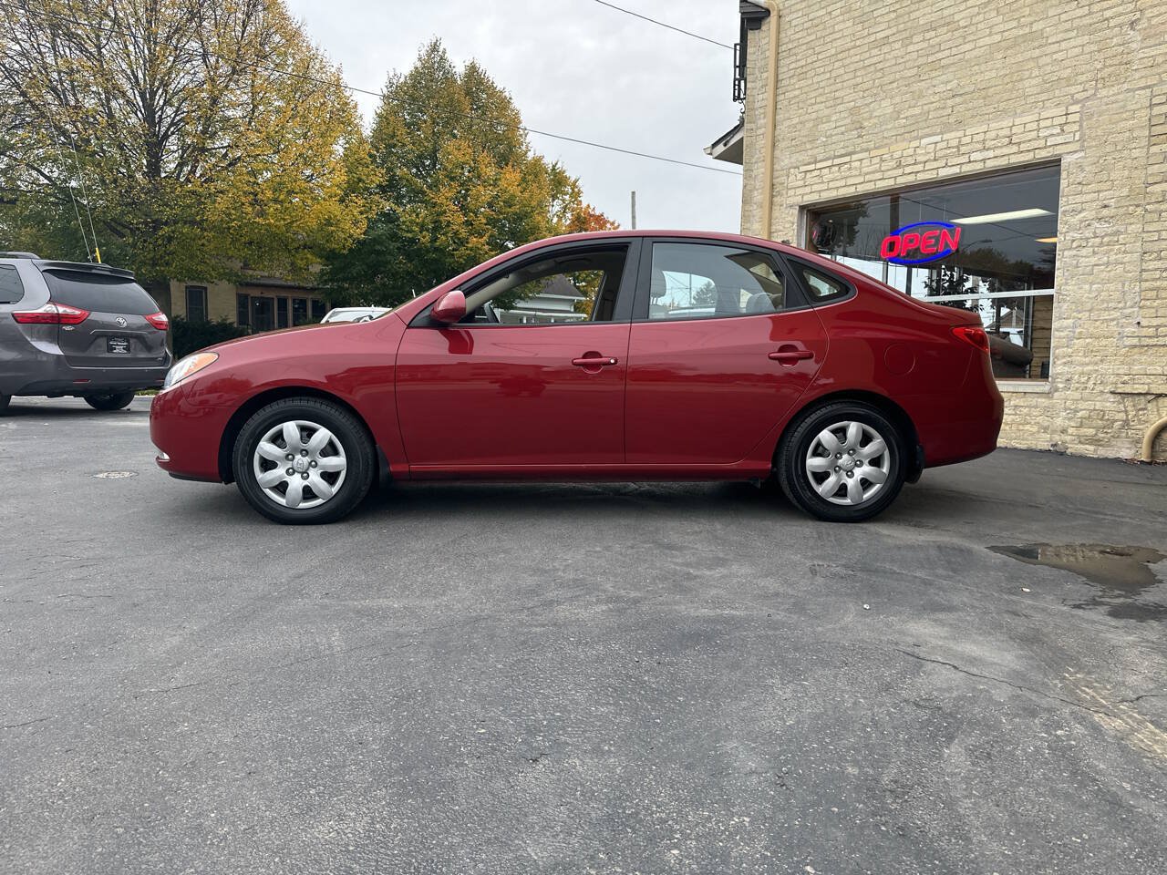 Used 2008 Hyundai Elantra GLS FWD image 2