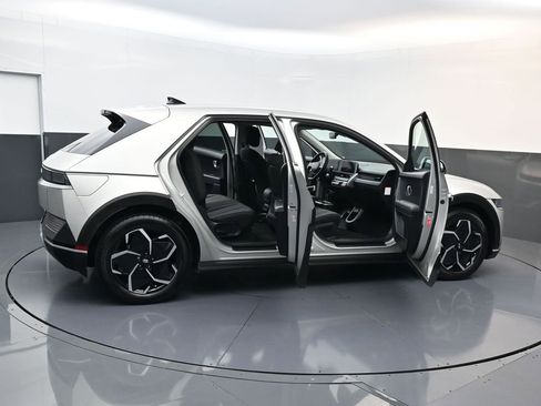 Certified 2024 Hyundai Ioniq 5 SEL image 21