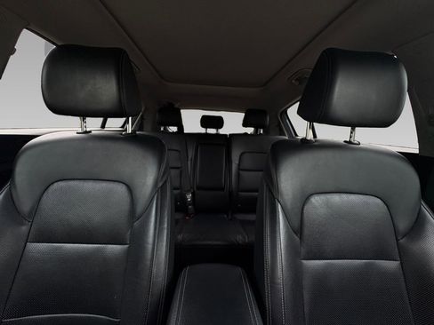 Used 2021 Kia Sportage EX w/ EX Technology Package image 2