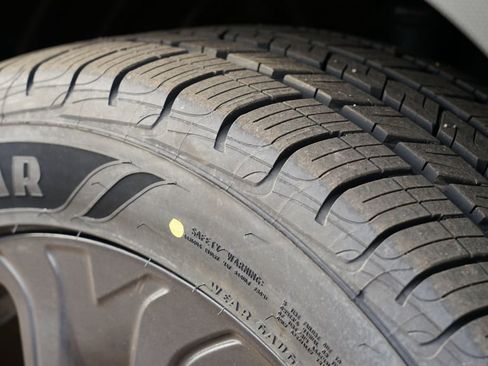 Used 2023 Subaru Ascent Onyx Edition image 35