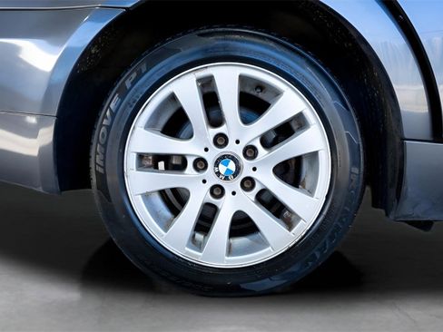 Used 2006 BMW 325i Sedan image 13