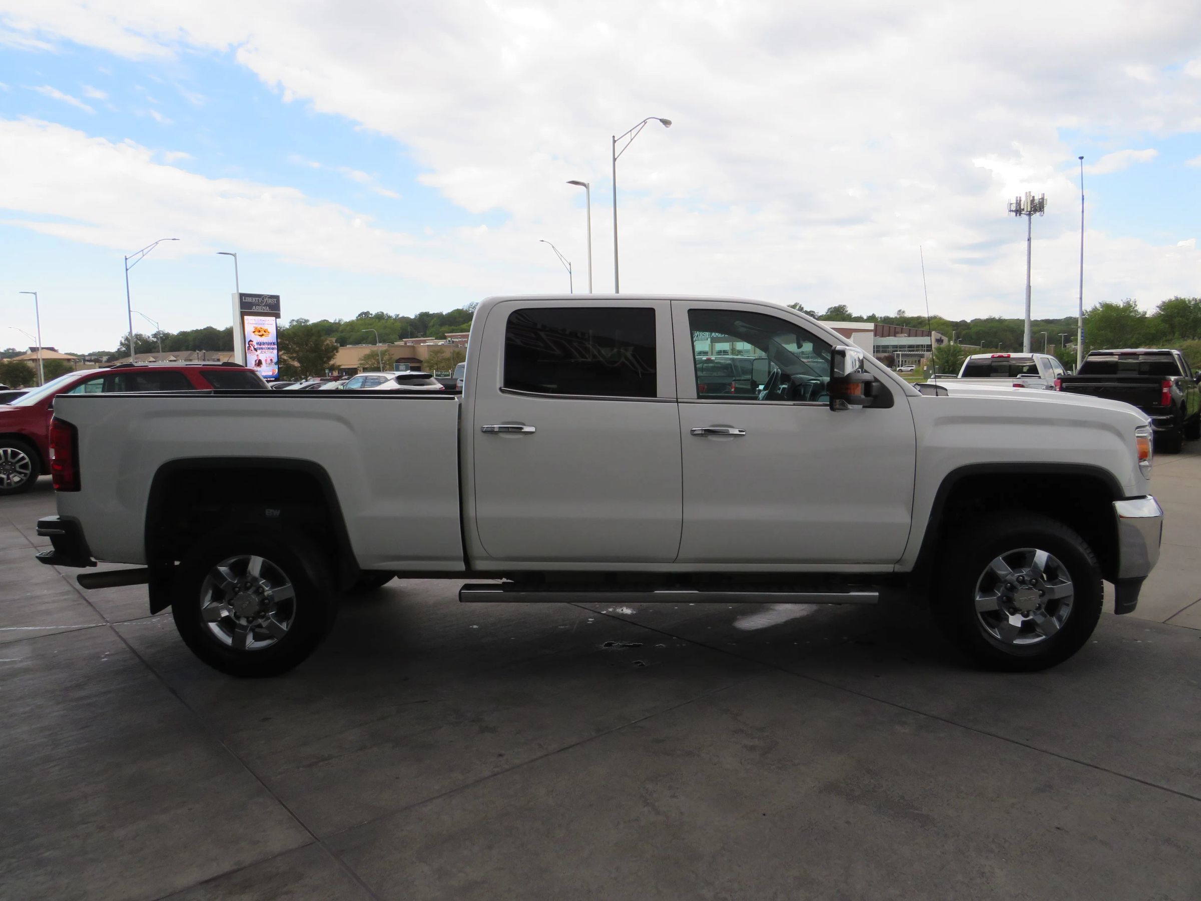 Used 2015 GMC Sierra 3500 SLT AWD/4WD image 8