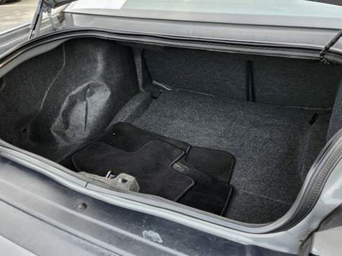 Used 2018 Dodge Challenger SXT image 20