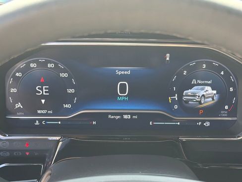 Used 2024 Chevrolet Silverado 1500 LTZ RWD image 26