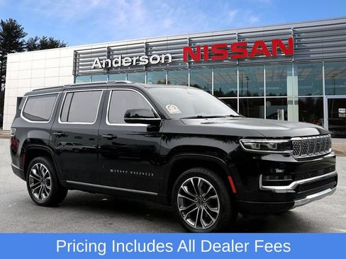 Used 2022 Jeep Grand Wagoneer Series III w/ Flexible Seating Group AWD/4WD image 1