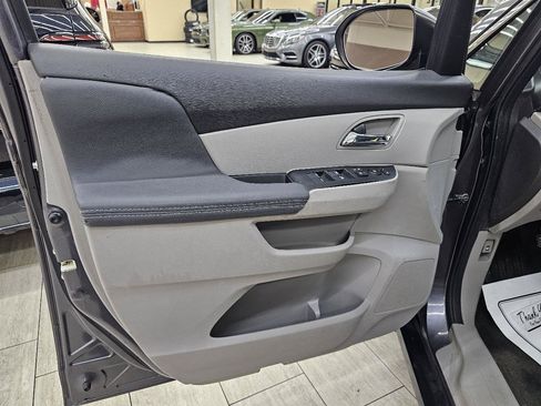 Used 2015 Honda Odyssey EX-L image 39