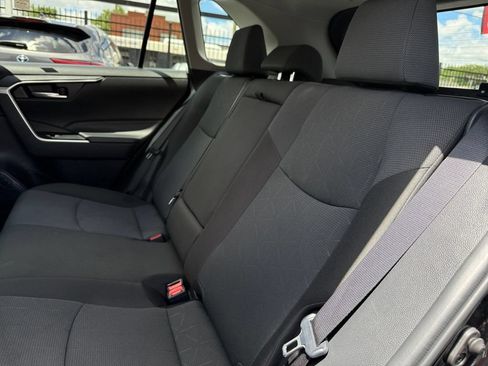 Certified 2025 Toyota RAV4 XLE FWD image 25