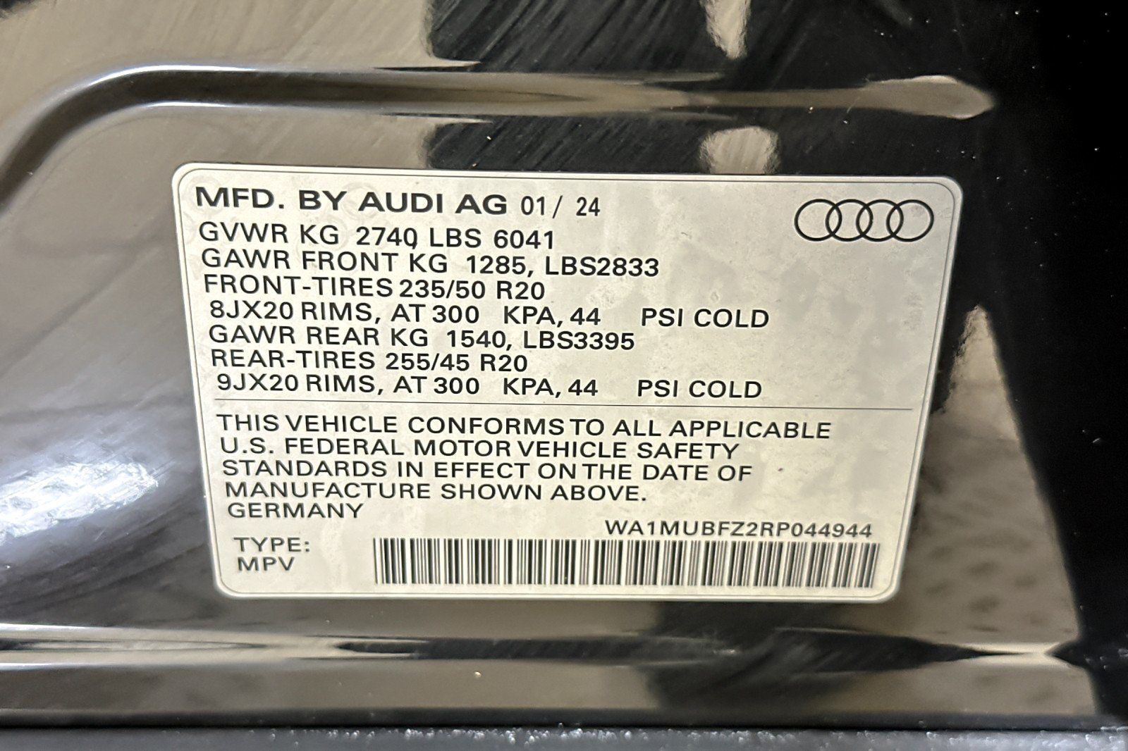 Certified 2024 Audi Q4 e-tron Prestige w/ Black Optic Package AWD/4WD image 28