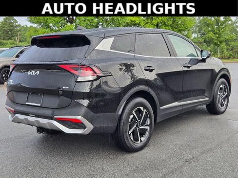 Used 2023 Kia Sportage LX AWD/4WD image 6