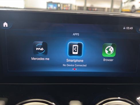 Used 2023 Mercedes-Benz GLB 250 image 16