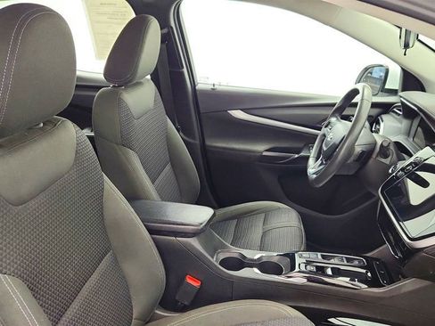 Used 2023 Chevrolet Bolt EUV LT w/ Driver Confidence Package image 23