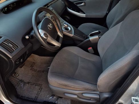 Used 2015 Toyota Prius Three w/ Preferred Accessory Package image 15