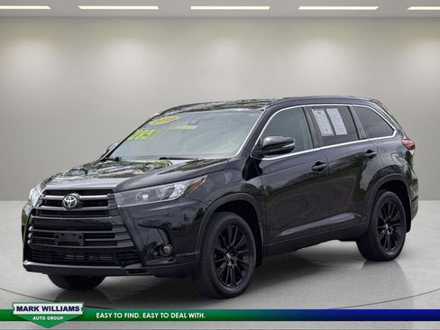 Used 2019 Toyota Highlander SE AWD/4WD image 7