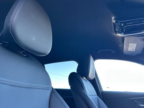 Used 2025 Mercedes-Benz GLC 300 GLC 300 image 17