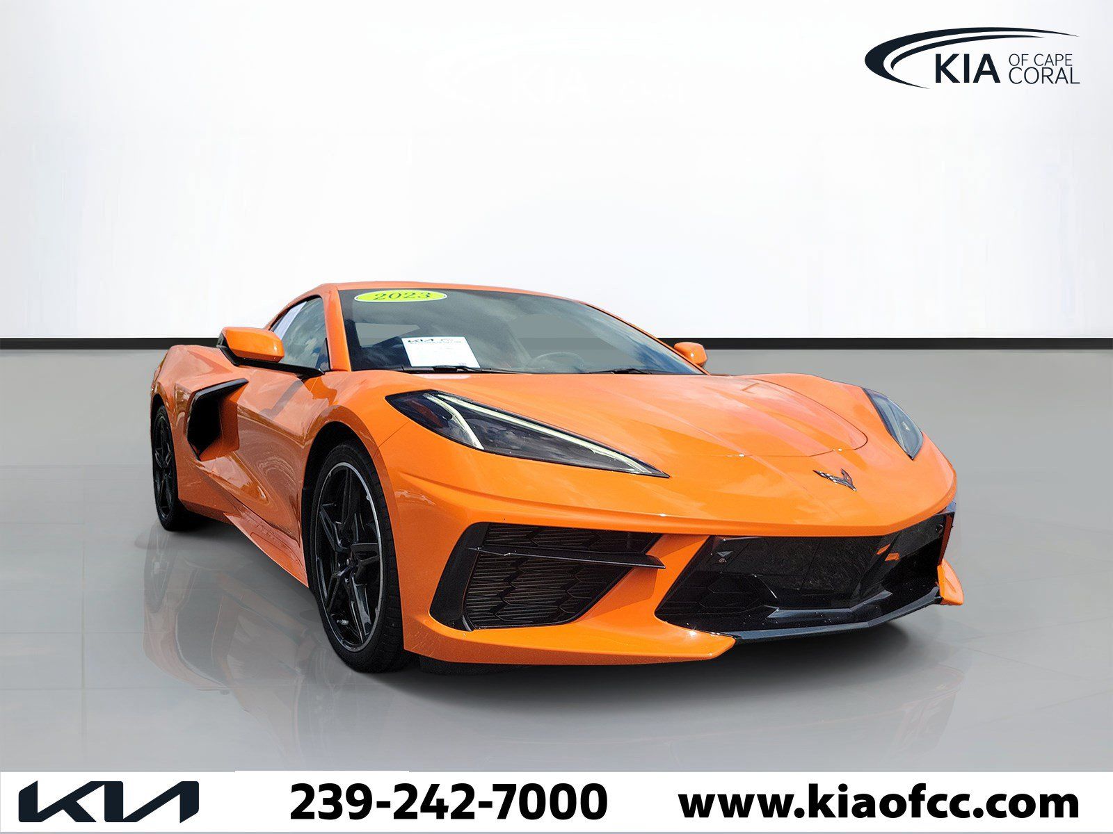 Used 2023 Chevrolet Corvette Stingray Preferred Cpe w/ 2LT RWD image 2