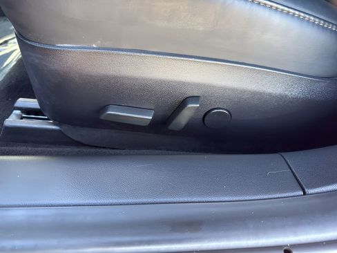 Used 2019 Tesla Model 3 Long Range image 10