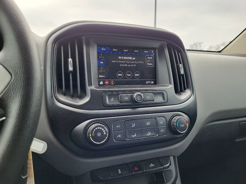 Used 2021 Chevrolet Colorado W/T w/ WT Convenience Package image 5