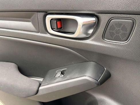 Used 2023 Honda Civic Sport image 25