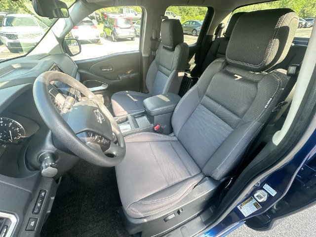 Used 2022 Nissan Frontier SV AWD/4WD image 15