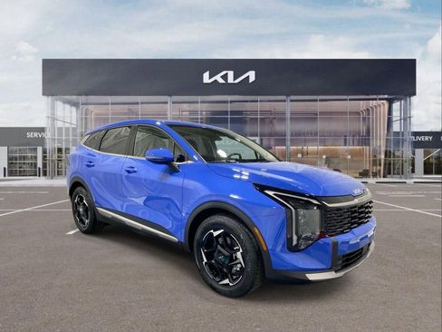New 2026 Kia Sportage EX FWD image 2
